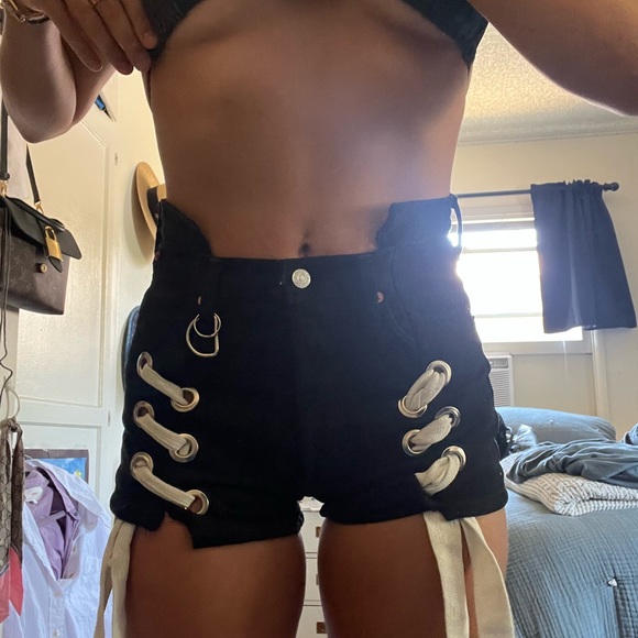 Black Levi reworked denim shorts with white lace up customized size 25 up cycle - Picture 2 of 4